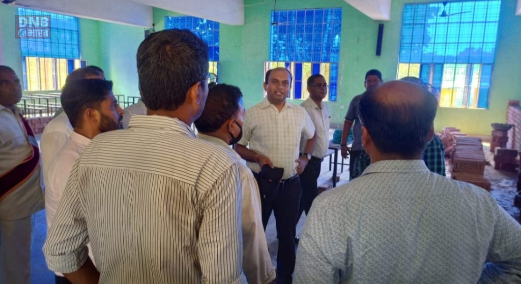 जिलाधिकारी बेगूसराय ने आगामी नगर निकाय चुनाव को लेकर वज्रगृह एवं मतगणना केन्द्र के लिए चिन्हित जगहों का किया भौतिक निरीक्षण 2
