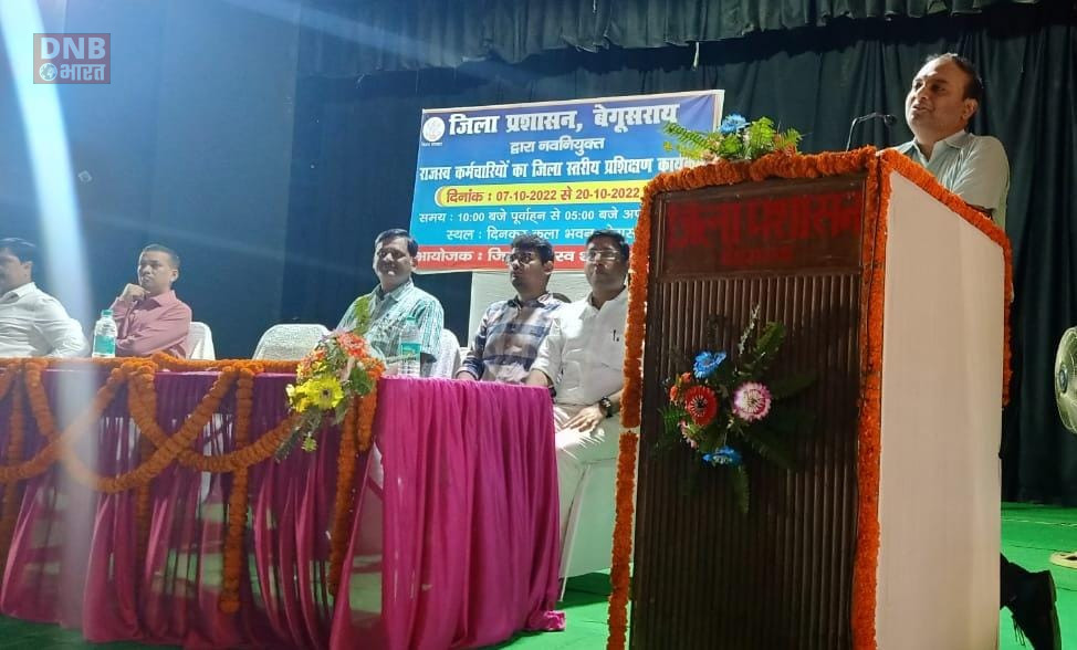 14 दिवसीय जिलास्तरीय प्रशिक्षण कार्यक्रम का डीएम ने किया दीप प्रज्वलित कर शुभारंभ 2
