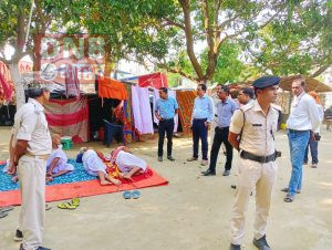 जिलाधिकारी ने गंगा के बढ़ते जलस्तर को देखते हुए एहतियात के तौर नियंत्रण कंट्रोल रूम 24 घंटा सक्रिय रहने का दिया दिशा निर्देश 2
