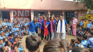 बारो में बाल कलाकारों ने 'जागो' नुक्कड़ नाटक के माध्यम से स्वच्छता के प्रति लोगों को किया जागरूक 4