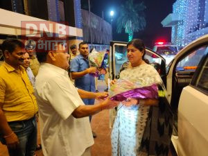 बेगूसराय में खाद्य आपूर्ति मंत्री को फेयर प्राइर्स डीलर एसोसिएशन ने सौंपा ज्ञापन 2