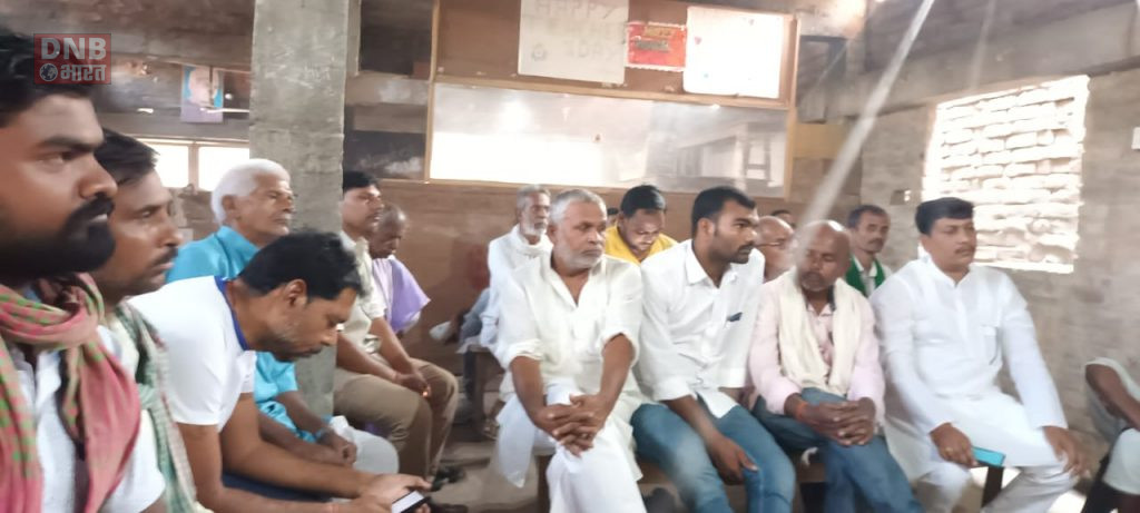 राजद कार्यकर्ताओं ने उत्तर प्रदेश के पूर्व मुख्यमंत्री स्व मुलायम सिंह यादव की स्मृति में किया श्रद्धांजलि सभा का आयोजन 3