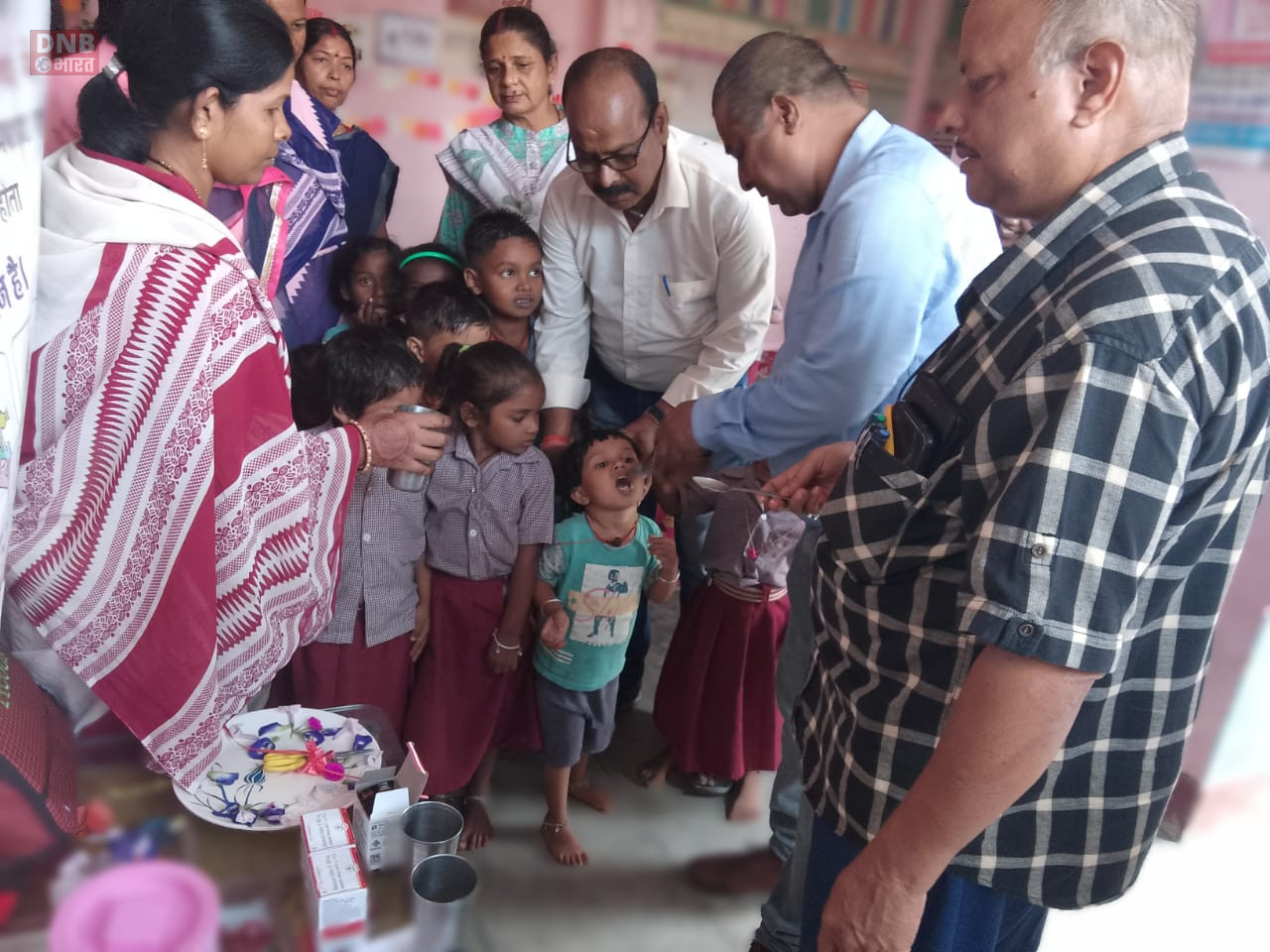बरौनी प्रखण्ड अंतर्गत कृमि मुक्ति दिवस कार्यक्रम का शुभारंभ 3