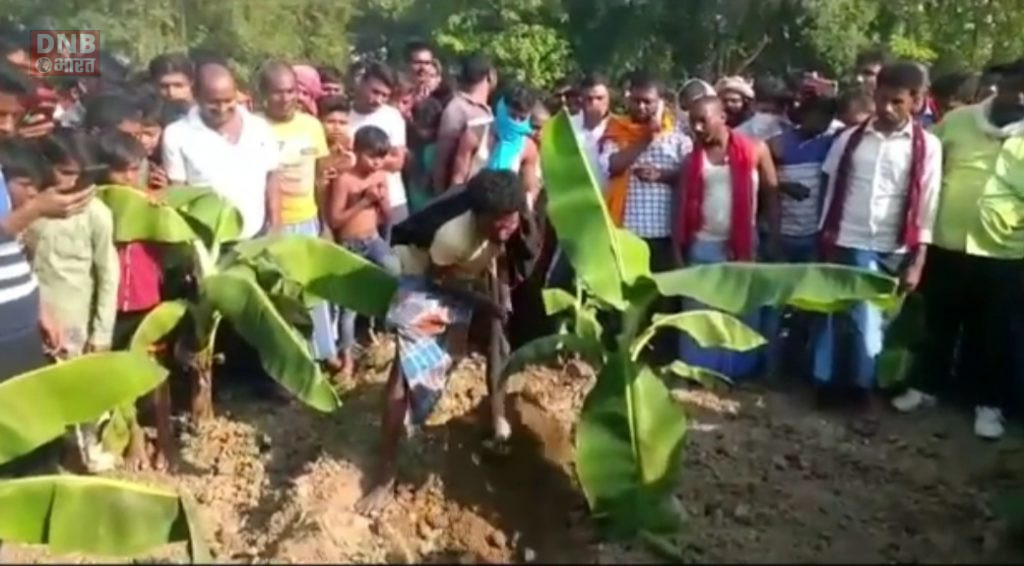 रूपया लेन देन के विवाद में बिट्टू की हुई हत्या, मृतक के पिता ने दर्ज कराई प्राथमिकी, 30 अक्टूबर को गांव के ही खेत में गड़ा मिला था शव 2