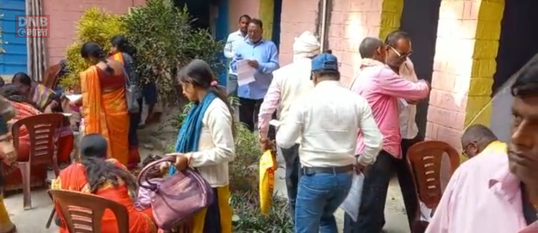 बछवाड़ा प्रखण्ड मुख्यालय में दो दिवसीय यूटीआई पेंशन फण्ड केवाईसी शिविर का आयोजन 3