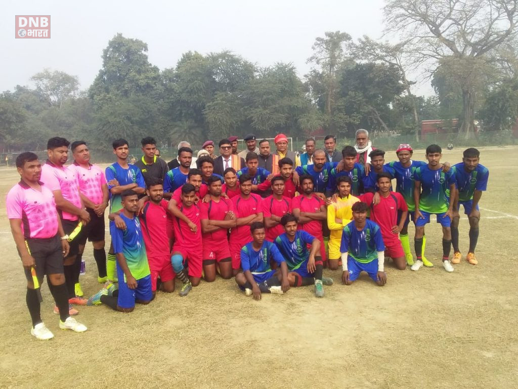 बछवाड़ा में जिला स्तरीय फुटबॉल लीग मैच के आखरी दिन स्टूडेंट क्लब शालीग्राम की टीम ने आजाद स्पोर्टिंग क्लब खरहट को 2-0 से किया पराजित 4