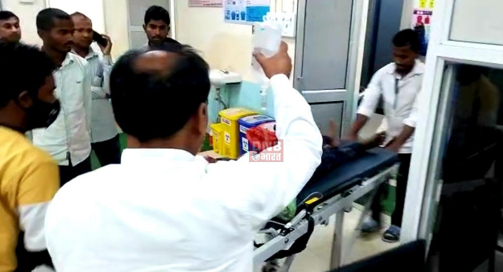 नालंदा जिले में तिलक समारोह से लौट रहे लोगो के साथ भीषण सड़क हादसा,हाइवा ट्रक और मिनी बस की हुई जबदस्त टक्कर,तीन लोगों की मौत,डेढ़ दर्जन लोग जख्मी 2