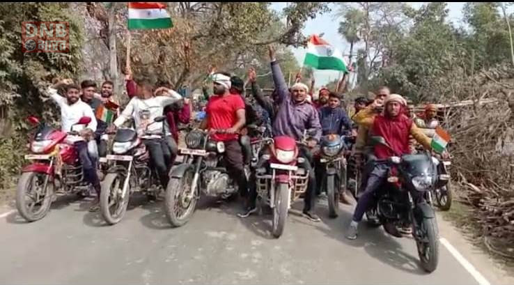 शहीद जवान अंकेश चौधरी का सैनिक सम्मान के साथ अगुवानी गंगा घाट पर हुई अंतिम संस्कार, पुत्र के हाथों मुखाग्नि दे पंचतत्व में हुए विलिन 8