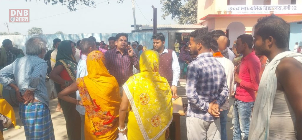 पदाधिकारियों की टीम ने बछवाड़ा के विभिन्न पंचायतों का भ्रमण किया प्रारंभ,मुख्यमंत्री के समाधान यात्रा को ले जन समस्या का कर रहे हैं संग्रह 3