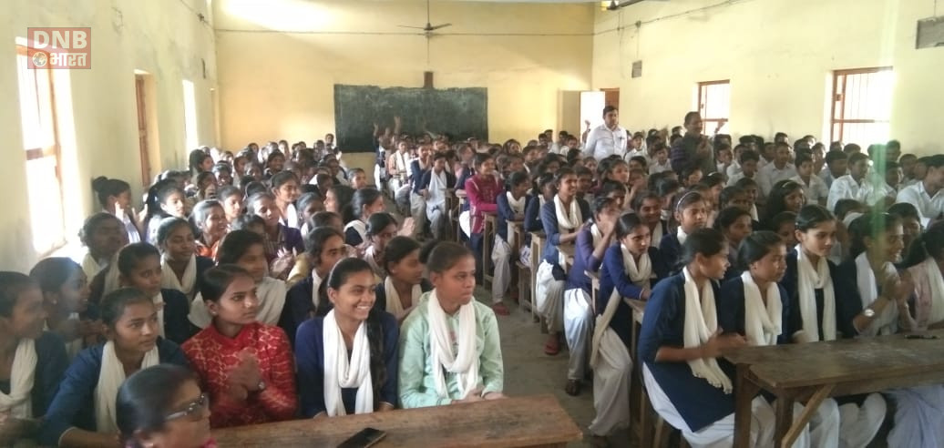 विश्व कैंसर जागरूकता दिवस आयोजित, छात्र छात्राओं में कैंसर जैसे घातक बीमारी के प्रति जागरूकता फैलाई गई 3