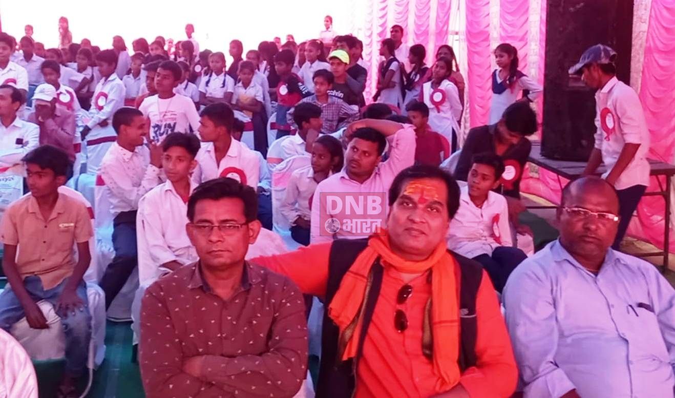 बछवाड़ा में शिक्षिका रेणुका कुमारी के सेवानिवृत्ती के अवसर पर विदाई सह सम्मान समारोह का किया आयोजन 2