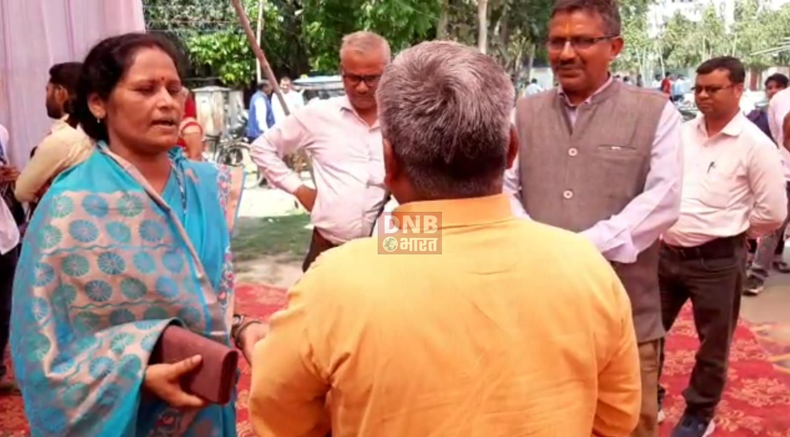 समस्तीपुर के बिहार दिवस समारोह में बोलने नही देने पर मेयर ने जताई नाराजगी,बीजेपी विधायक ने इसे महिलाओं का बताया अपमान 3