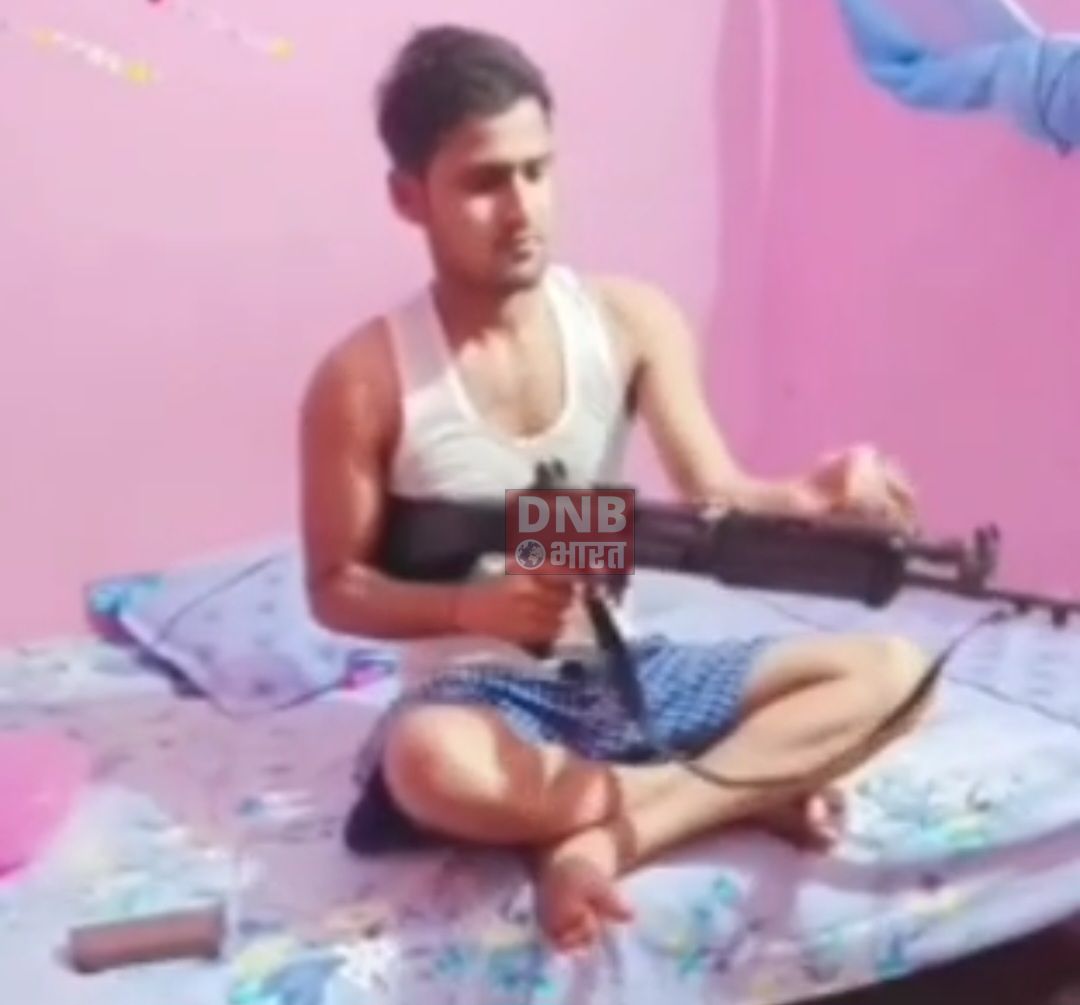महिला सिपाही के पति को इंसास राइफल चमकाना पड़ा महंगा, सोसल मीडिया पर विडियो वायरल 2
