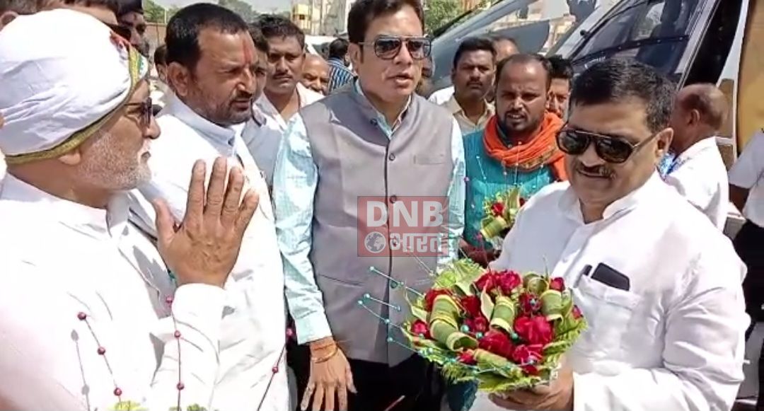 बिहार सरकार जलसंसाधन मंत्री संजय झा ने परबत्ता पहुंचकर लिया बाढ़ प्रभावित क्षेत्र का जायजा 4