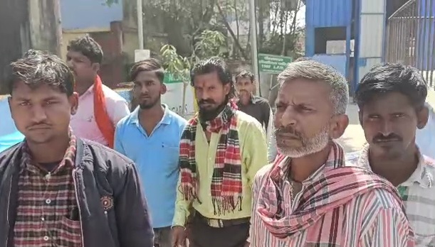 मोटरसाइकिल सवार दो भाईयों को अज्ञात वाहन ने कुचला, एक की मौत दुसरा गंभीर रूप से घायल 2