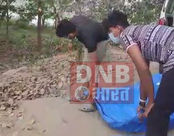 शव की नहीं हुई शिनाख्त तो खगड़िया में दोनों शवों को घसीटते हुए नदी में फेंका, सोसल मिडिया पर विडियो वायरल 3