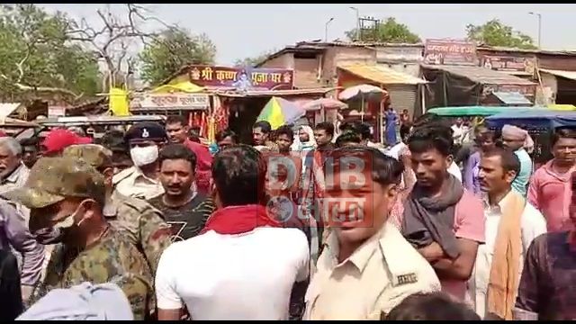 बेगूसराय में ट्रैफिक पुलिस द्वारा ई रिक्शा चालक पिटाई का मामल ने पकड़ा तूल 3