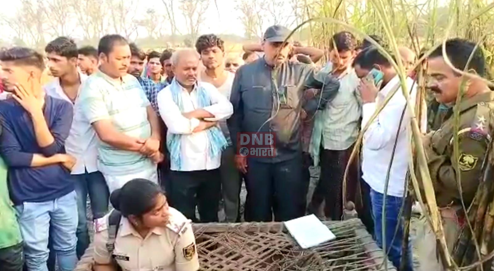 बेगूसराय में गन्ने के खेत में अचानक लगी आग,आग बुझाने गए एक किसान की झुलस कर हुई दर्दनाक मौत 3