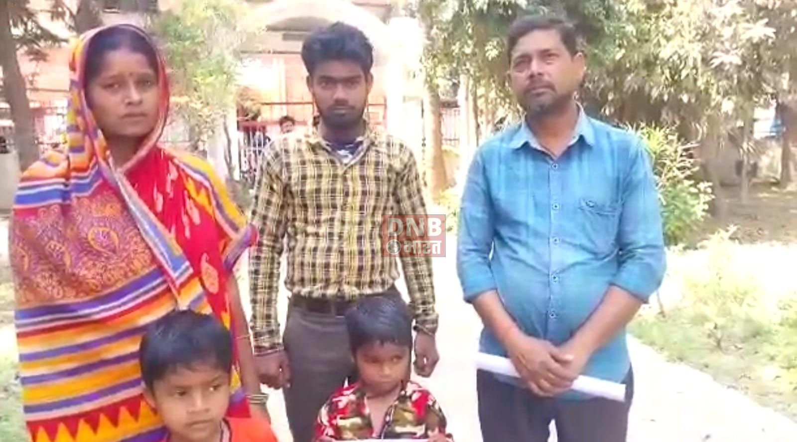 बेगूसराय पुलिस की करतूत, बैरिकेड को तोड़ने एवं सरकारी कार्य में बाधा डालने के आरोप में ढाई साल के बच्चे पर किया मामला दर्ज 3