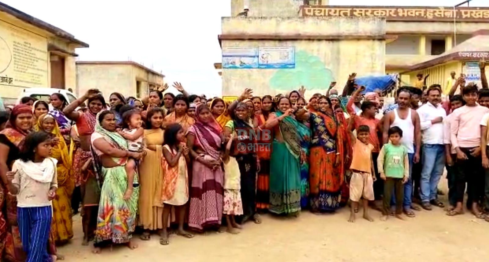 नालंदा के सरमेरा प्रखंड के हुसैना पंचायत के हुसैना गांव में लोहिया स्वच्छ अभियान के तहत बनने वाले कचड़ा प्रबंधन केंद्र का सैकड़ों ग्रामीणों ने किया विरोध 2