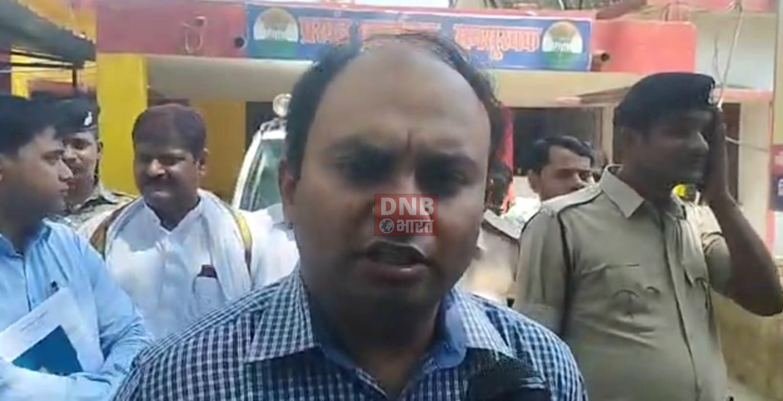 मंसूरचक में जिलाधिकारी ने निरीक्षण के दौरान जातीय जनगणना का लिया जायजा 2