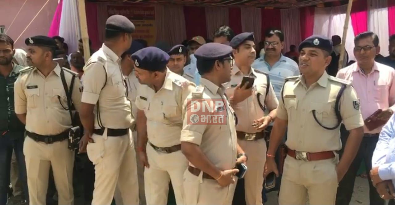 बैंक लुट कांड में पुलिस ने लुटी गई 20 लाख 23 हजार नगद,दो पिस्टल,एक देशी कट्टा,30 जिन्दा कारतूस,दो मैगजीन समेत चार आरोपी को किया गिरफ्तार 3