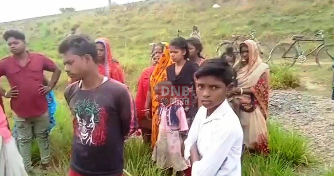 बछवाड़ा हाजीपुर रेलखंड के फातेहा व शेरपुर स्टेशन के बीच रेलवे ट्रैक के किनारे एक व्यक्ति का शव हुआ बरामद, प्रशासन कर रही हैं जाँच 2