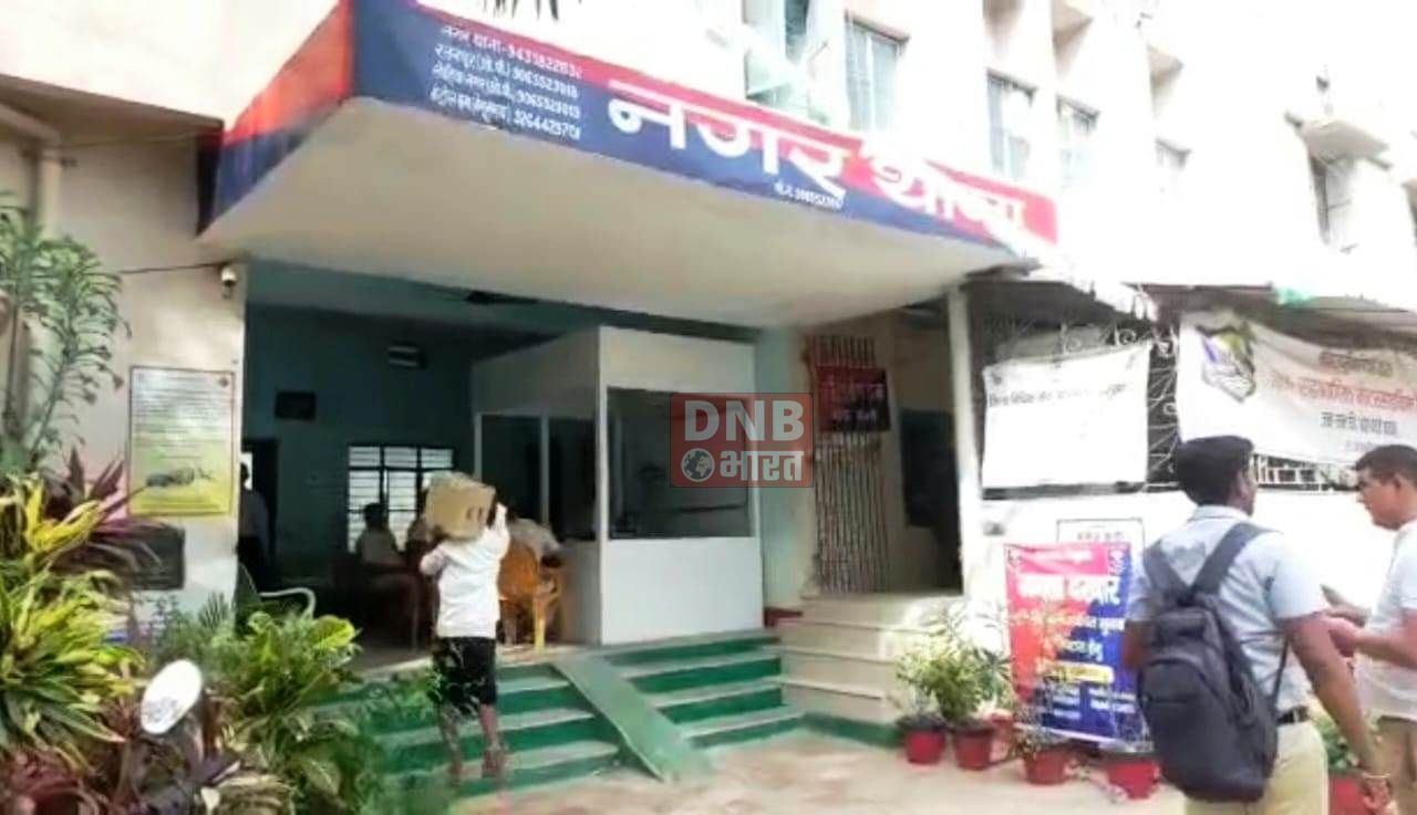 बेगूसराय में जैविक खाद की आड़ में छुपा कर लाई गयी भारी मात्रा में विदेशी शराब को पुलिस ने किया बरामद 3