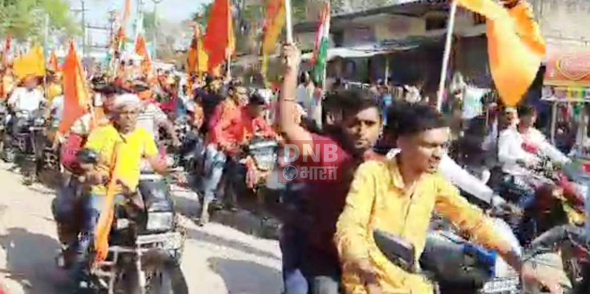 बरौनी में निकाली गयी भव्य शोभा यात्रा,प्रशासन रही मुस्तैद 3