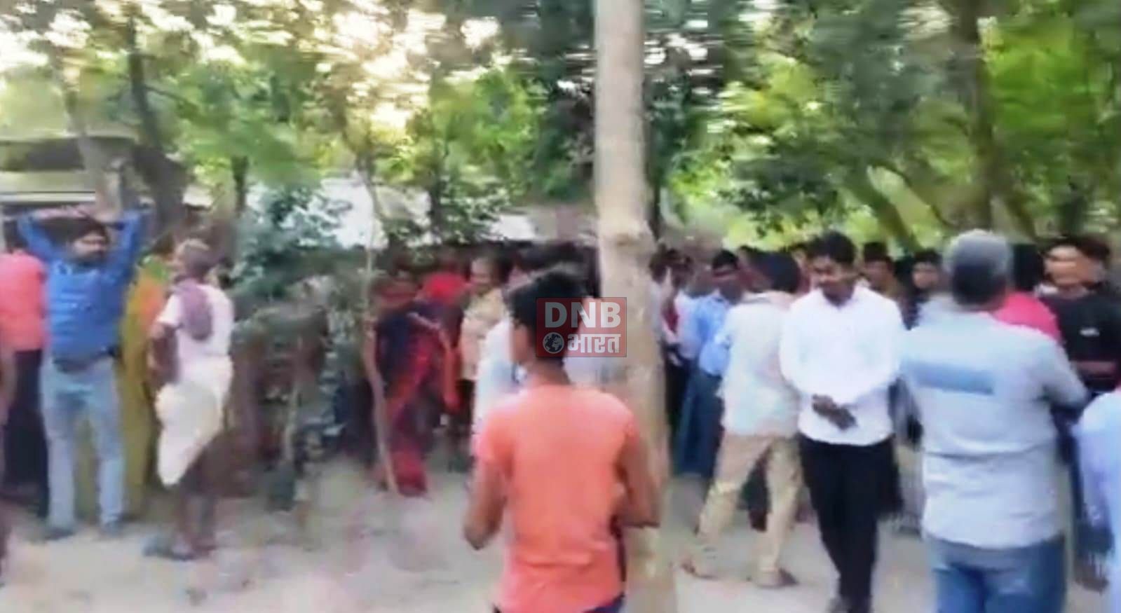 बेगूसराय में संदिग्ध अवस्था युवक शव बलान नदी किनारे बरामद, युवक के पिता ने ससुराल वालों पर लगाया हत्या कर शव फेंकने का आरोप 4