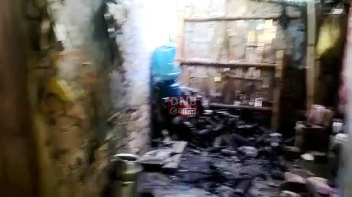 बेगूसराय में खाना बनाने के दौरान गैस सिलेंडर से लगी आग में दो घर समेत लाखो रुपये का संपत्ति जलकर हुआ राख 4