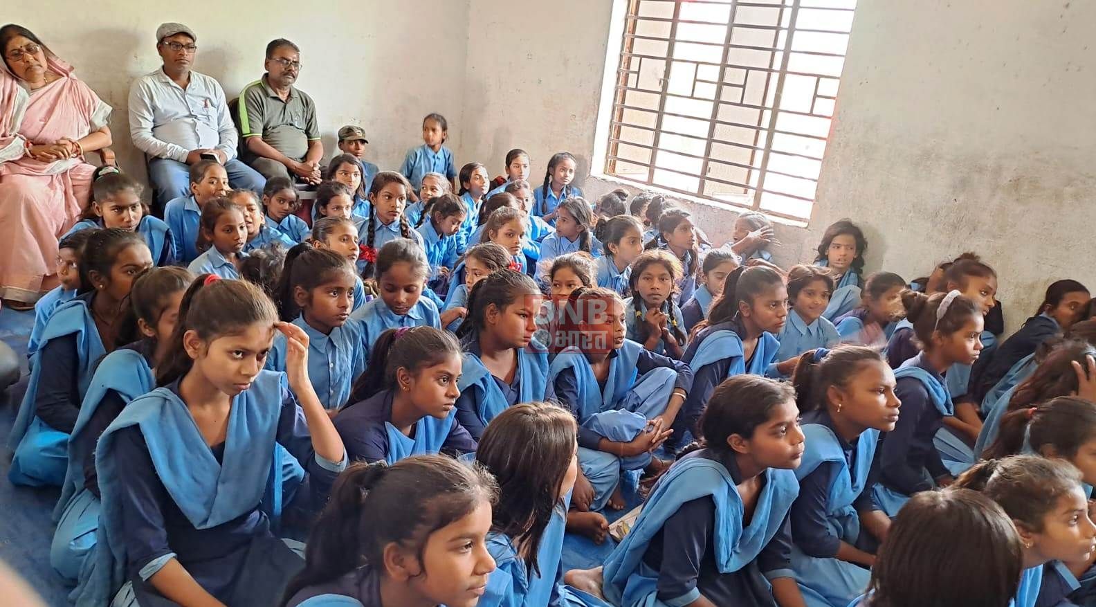 मटिहानी प्रखंड में विधिक जागरूकता कैंप का आयोजन,विद्यालय में बच्चों को कानून की दी गयी जानकारी 2