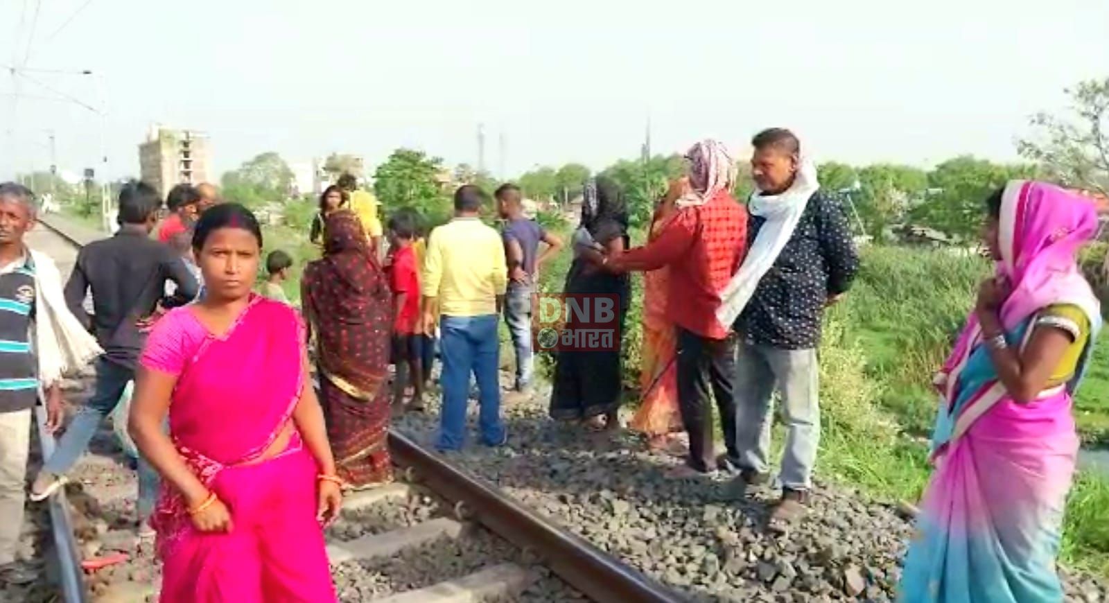 बेगूसराय में मालगाड़ी ट्रेन के चपेट में आने से एक युवक की दर्दनाक मौत,परिजनों में मचा कोहराम 2