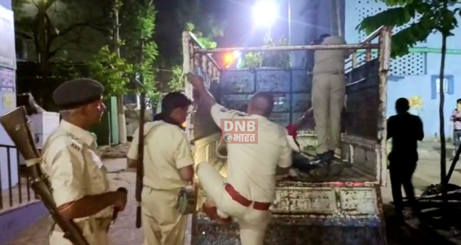 बेगूसराय में युवक की चाकू मारकर हत्या,परिजनों में मचा कोहराम,पुलिस मामले की तहकीकात में जुटी 2