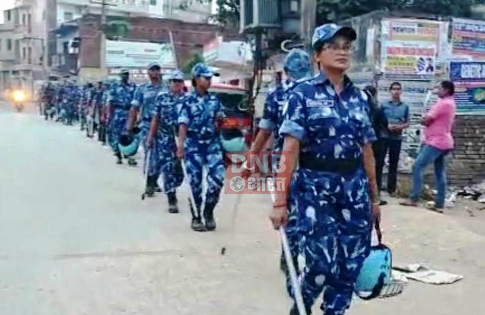 बिहार शरीफ में बम ब्लास्ट के बाद जगह जगह पुलिस बल तैनात 2