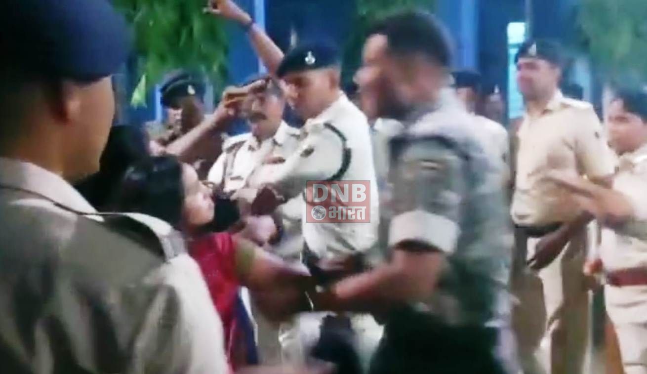 बेगूसराय में मुठभेड़ में कुख्यात बटोहिया के मौत के बाद पोस्टमार्टम में पहुंचे समर्थकों एवं परिवार के लोगों ने सदर अस्पताल में जमकर किया हंगामा 2