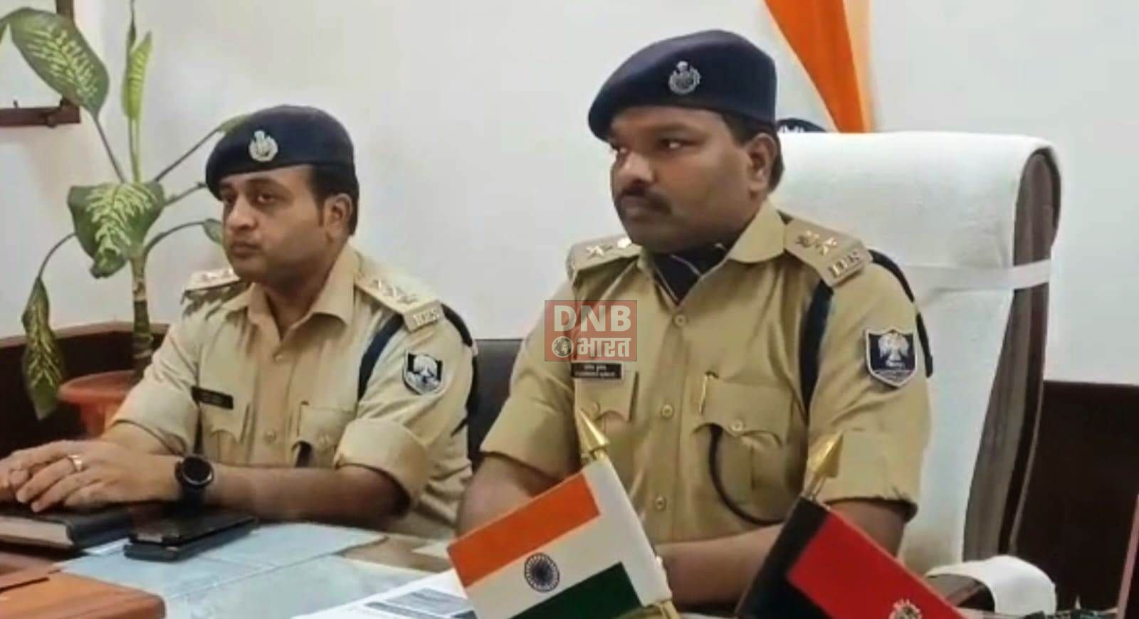 बेगूसराय में घरेलू विवाद में अपने सगे भाई की हत्या करने जा रहे भाई को एक कट्टा व चार ज़िन्दा कारतूस के साथ पुलिस ने किया गिरफ्तार 2