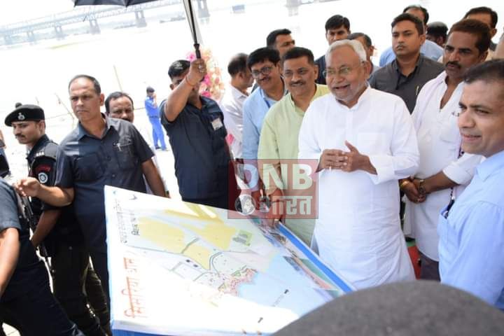 सीएम नीतीश कुमार ने लगभग 115 करोड़ की लागत से हरिद्वार हरकी पौड़ी के तर्ज पर सीढ़ी एवं सौन्दर्यीकरण निर्माण कार्य का किया शिलान्यास 3