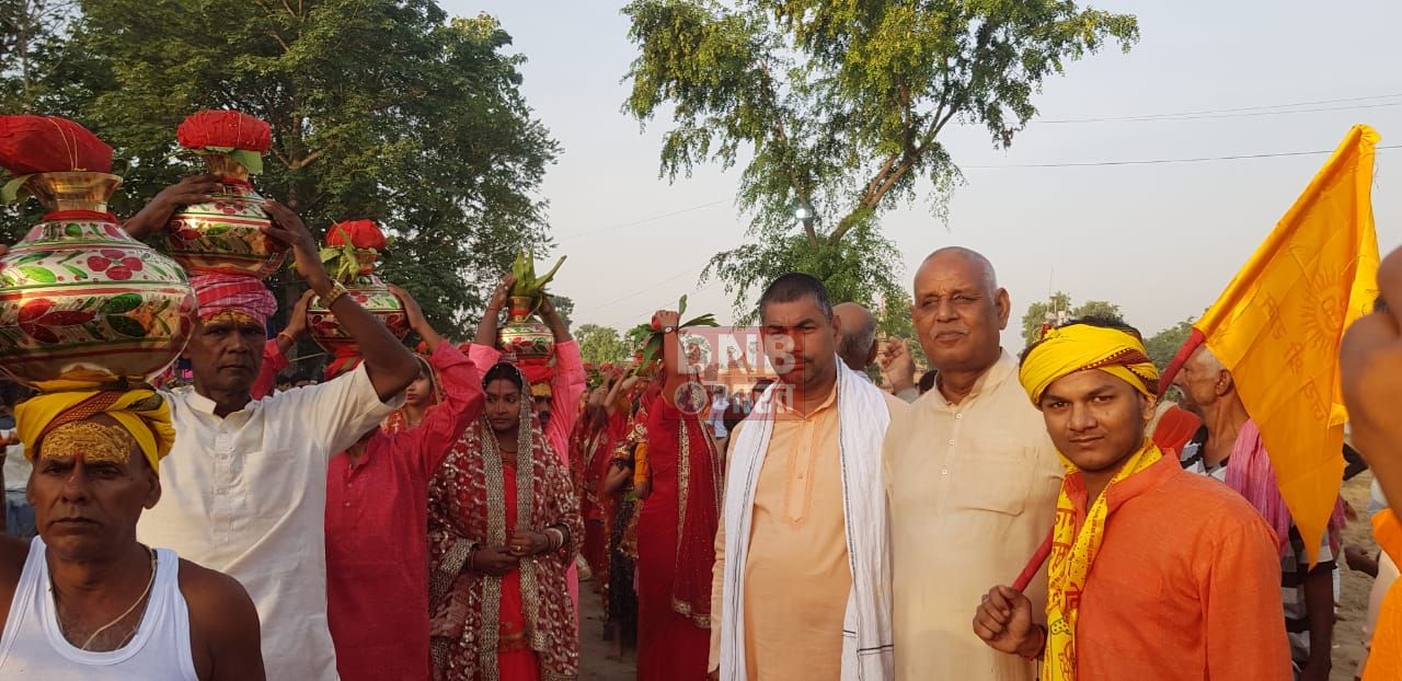 मिर्जापुरचांद गांव में भव्य कलश शोभा यात्रा के साथ महायज्ञ का शुभारंभ 2