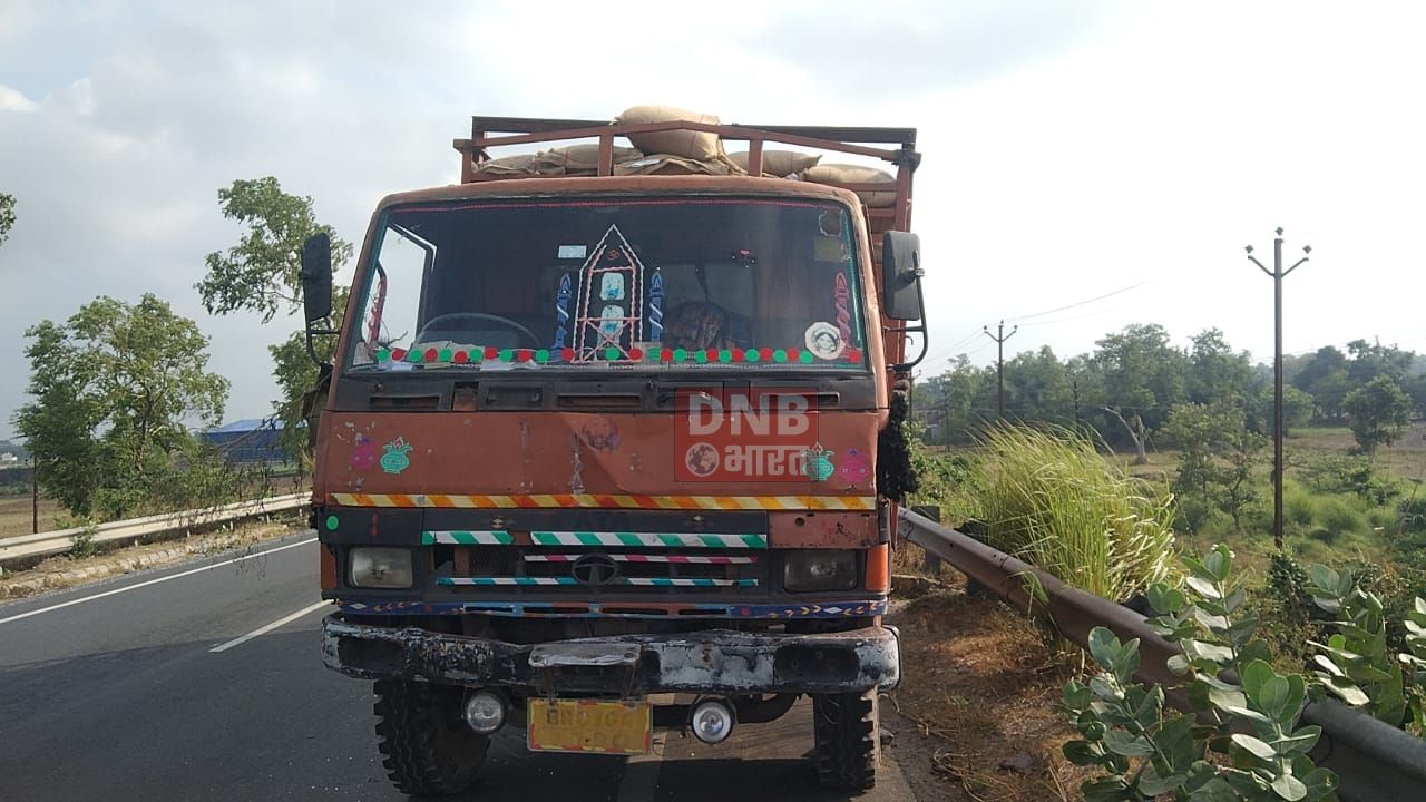 बरौनी थानाक्षेत्र में सड़क दुर्घटना में एक व्यक्ति की मौत एवं तीन लोग गंभीर रूप से घायल 2