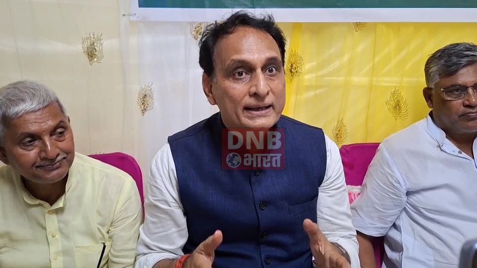 राहुल गांधी की सांसद सदस्यता पर नहीं, उनकी नागरिकता पर डिबेट होनी चाहिए- राकेश सिन्हा 3