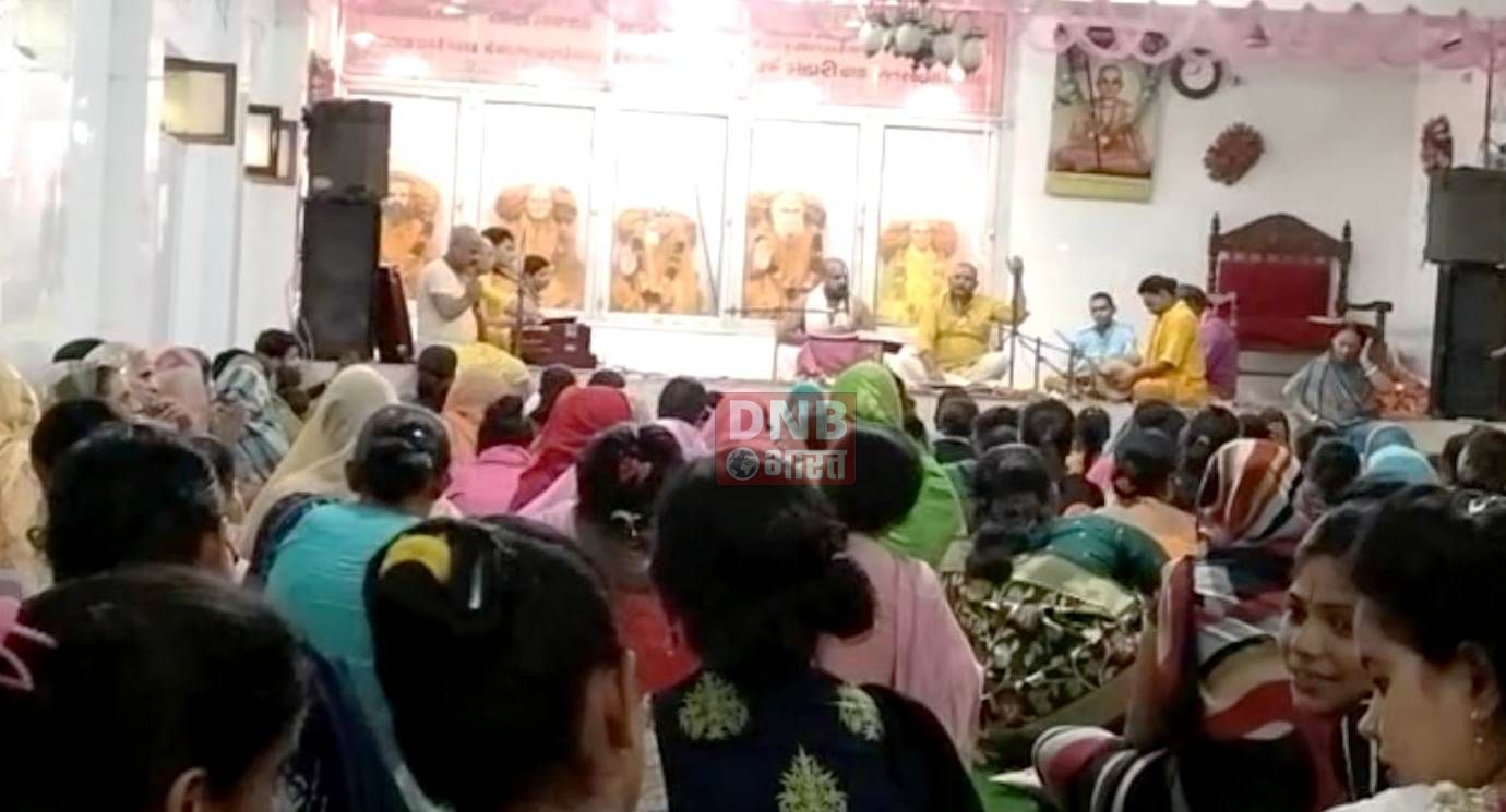गुरु पूर्णिमा को लेकर बछवाड़ा का सिद्ध पीठ आश्रम गीता धाम फतेहा में देश के विभिन्न प्रांतों से साधु संतों का लगने लगा तांता 3