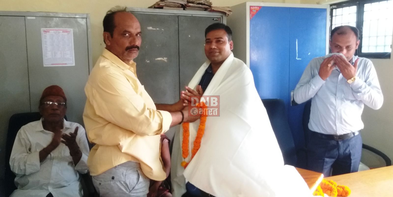बछवाड़ा प्रखंड के पंचायती राज पदाधिकारी के स्थानांतरण और नए पदाधिकारी के आगमन पर विदाई सह सम्मान समारोह का आयोजन 2