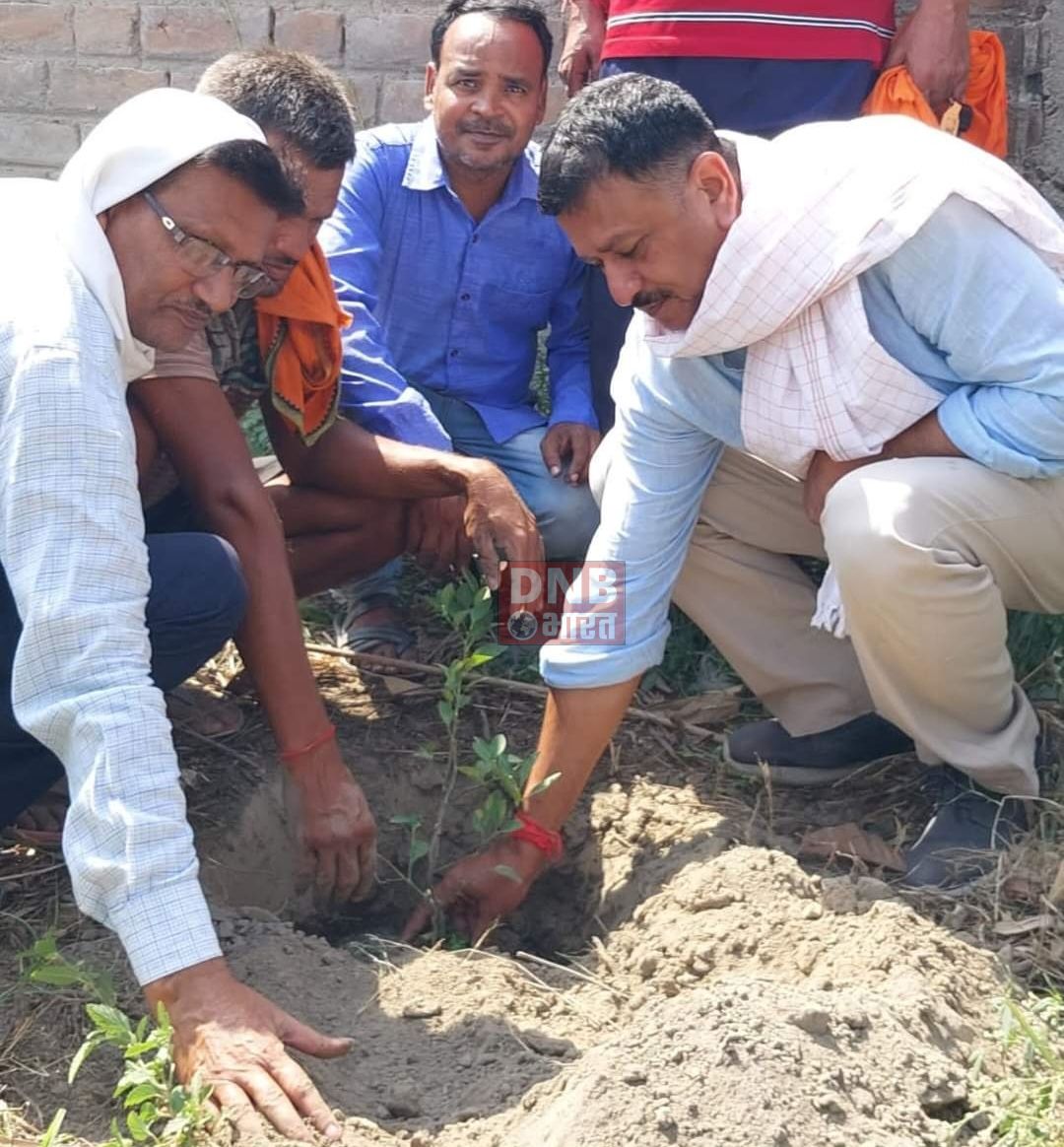 केन्द्रीय मंत्री सह बेगूसराय सांसद गिरिराज सिंह के सांसद नीधी कोष से गंगोत्री नरेश उच्च विद्यालय मधुरापुर में बनेगा सभागार भवन 3