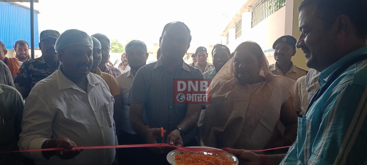 बेगूसराय जिले के वीरपुर एवं भगवानपुर प्रखंड के 80 विद्यालय के छात्र-छात्राओं को आज से मिलेगा बना बनाया भोजन 2