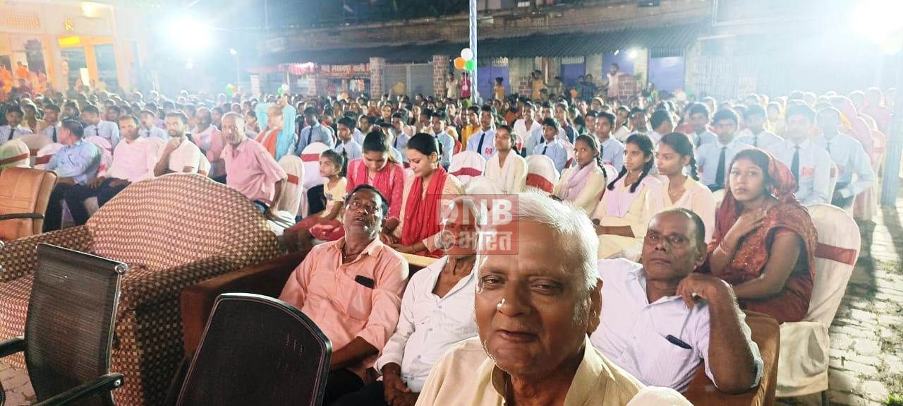 भगवानपुर प्रखंड के लखनपुर में पुष्पलता घोष चैरिटेबल ट्रस्ट के द्वारा दुर्गा मंदिर परिसर लखनपुर में पीजीसीटी एकेडमी द्वारा नि:शुल्क कंप्यूटर एवं नि:शुल्क सिलाई प्रशिक्षण केंद्र का हुआ उद्घाटन 3