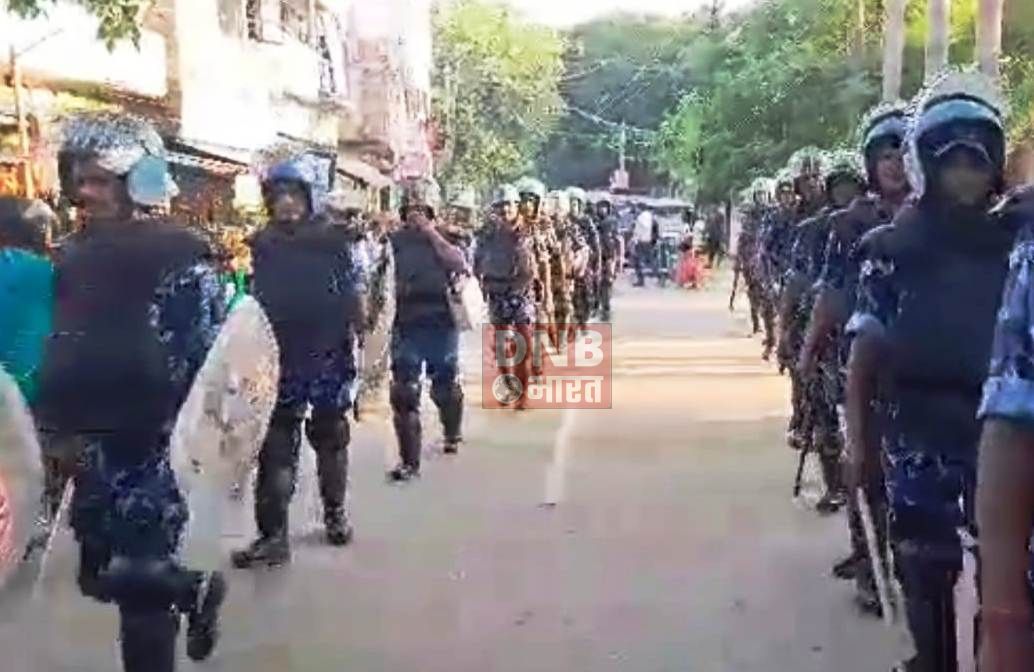 नालंदा : त्योहारों के मद्देनजर हर थाना क्षेत्र में पुलिस की रहेगी मुस्तैदी,रैप के जवानो ने किया फ्लैग मार्च 2