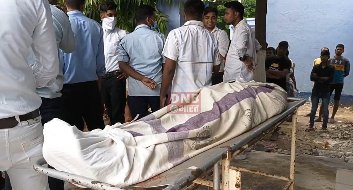 नालंदा: स्कूली वैन ने बाइक सवार को मारी जबरदस्त टक्कर,बाइक पर सवार एक छात्र की मौत,दूसरे की हालत नाजुक 2
