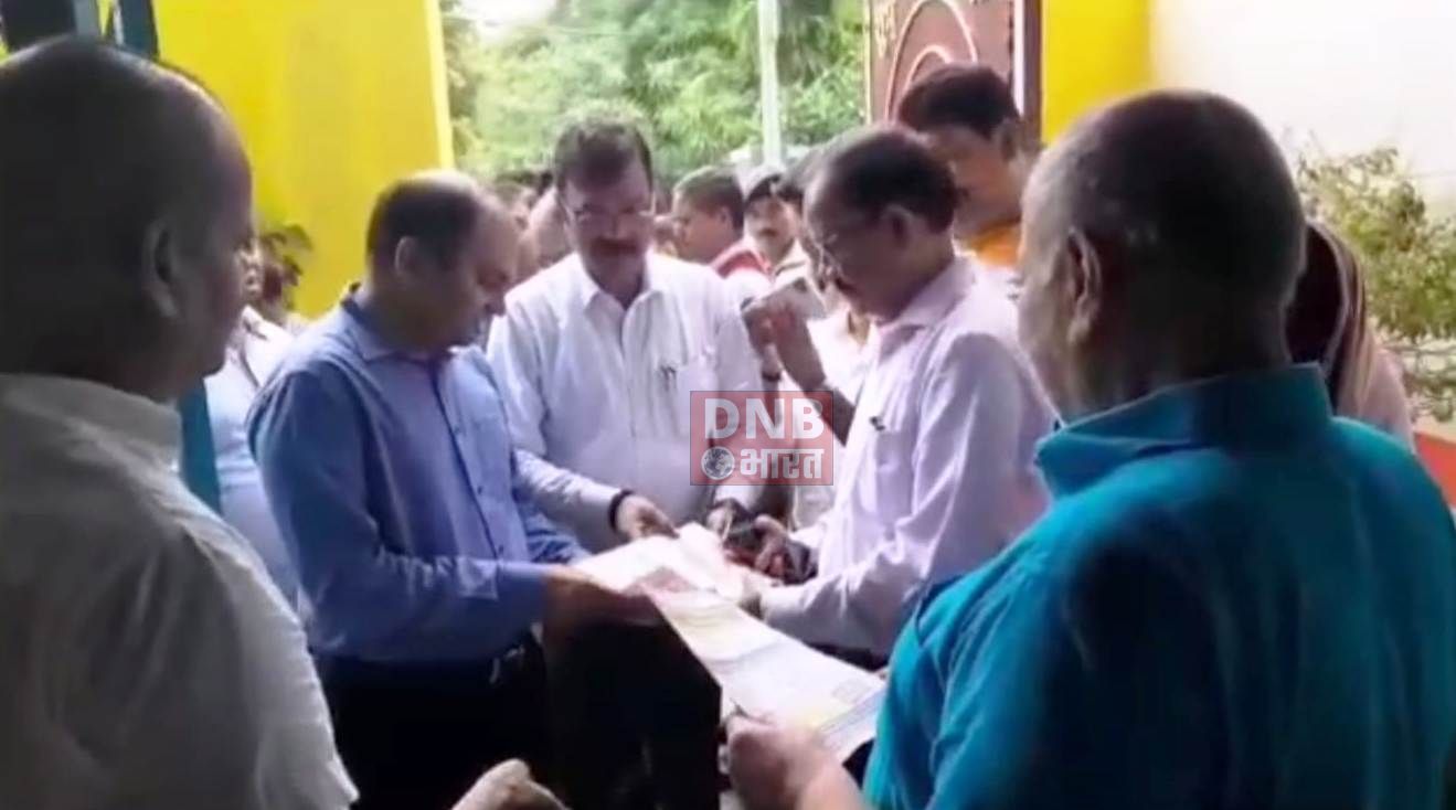 बेगूसराय में डेंगू का प्रकोप दिन प्रति दिन बढ़ता जा रहा है-डीएम रोशन कुशवाहा 2