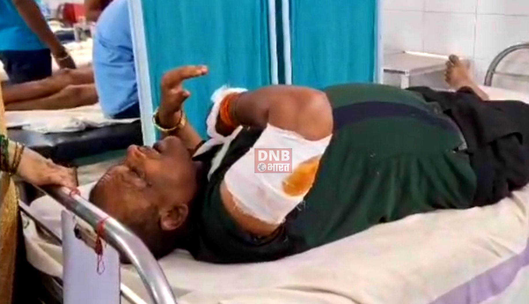 बेगूसराय में जमीनी विवाद में भतीजे ने चाचा को मारी गोली,सदर अस्पताल में चल रहा है इलाज 2